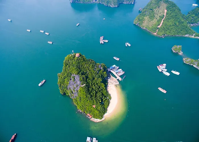 Botel Victory Boutique Cruise Hạ Long
